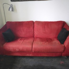 Zu verschenken !  Massives Designer- Sofa bzw Couch mit Gebrauchsspuren 1