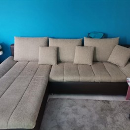 Couch  ausziehbar Bettfunktion 