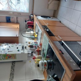 küche, 2,74 m mit Spülmaschine und Herd