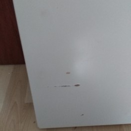 IKEA-Lack-Tisch (besprüht) zu verschenken 1