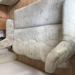 Sofa mit Bettfunktion + 2 Sessel 1