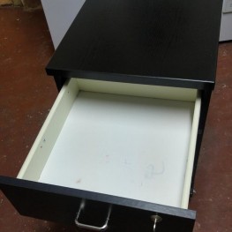 Schreibtischunterschränke / Schubladenschränke 1