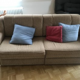 Gemütliches Sofa 