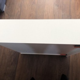 Schublade weiß / Maße: 80(B)x70(T)x20(H) 1