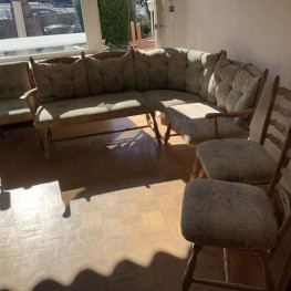 Sitzgruppe - Eckbank + 3 Stühle 