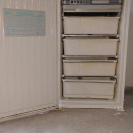 Einbau- Kühl- und Gefrierschrank, 2 getrennte Geräte 2