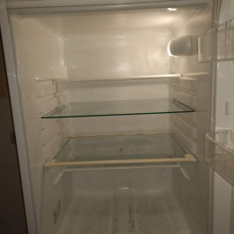 Kühlschrank abzugeben 1