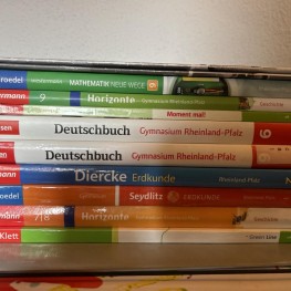 Schulbücher für Gymnasium 6. bis 9. Klasse