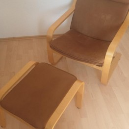 Ikea Pöang Sessel mit Hocker