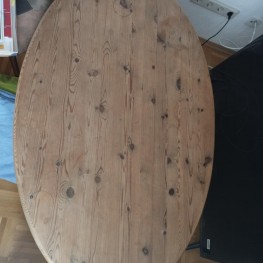 Couch Tisch oval aus Holz zu verschenken  1