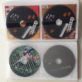 VCDs und DVDs ohne Hülle, nur in Englisch