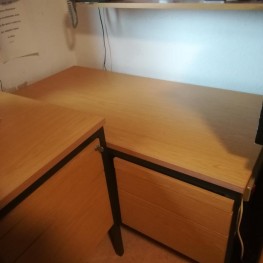 Schreibtisch 2