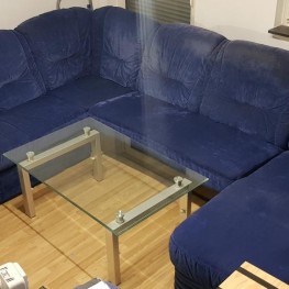 Blaue Couch 1