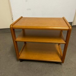Schreibtisch aus Holz 2