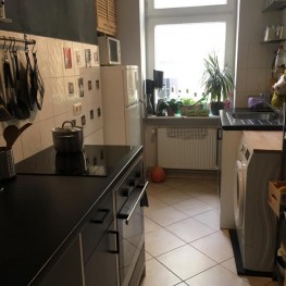 Küchenmöbel (Ikea, schwarz, ohne Elektrogeräte)
