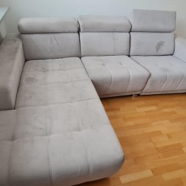 3-Sitzer Couch zu verschenken - deutliche Gebrauchsspuren 1