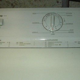 Alte  Waschmaschine Toplader PRIVILEG 1