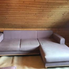 Sofa mit Recamiere