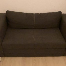 Ausklappbares Sofa in Grau