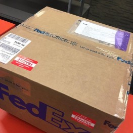 FedEx Express-Paket