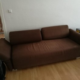 Braunes gemütliches Sofa - auch zum Schlafen geeignet 