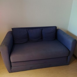 kleines Sofa zu verschenken (Selbstabholung)