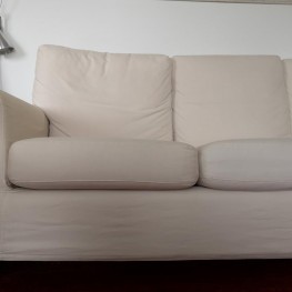 Schönes, gemütliches und sauberes Sofa (3-Sitzer, weiß) 2
