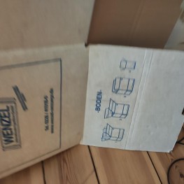 7 mittelgroße Umzug-Kartons zu verschenken/ 1-mal benutzt/ Abholung Friedenau 1