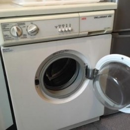 Waschmachine / Washing Machine