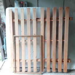 Bettgestell Holz + Matratze 200x140cm