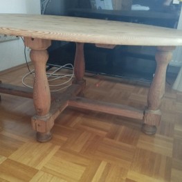 Couch Tisch oval aus Holz zu verschenken 