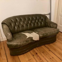 Couch 2-seater 1