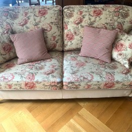 Hochwertiges Sofa zu verschenken