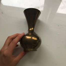 Goldfarbiges Vase 