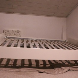 IKEA BRIMNES BETT + Lattenrost (Matratze auf Nachfrage) + Kopfteil für Stauraum 1