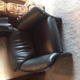 Gebrauchter schwarzer Leder Sessel