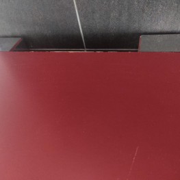 Roter Schrank/Highboard mit Milchglas 2